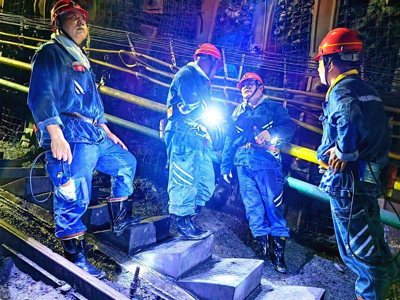 希望應(yīng)邀到“山東能源魯西礦業(yè)陳蠻莊煤礦”調(diào)研 解決綜采工作面大坡度安裝的難點(diǎn)、痛點(diǎn)問題